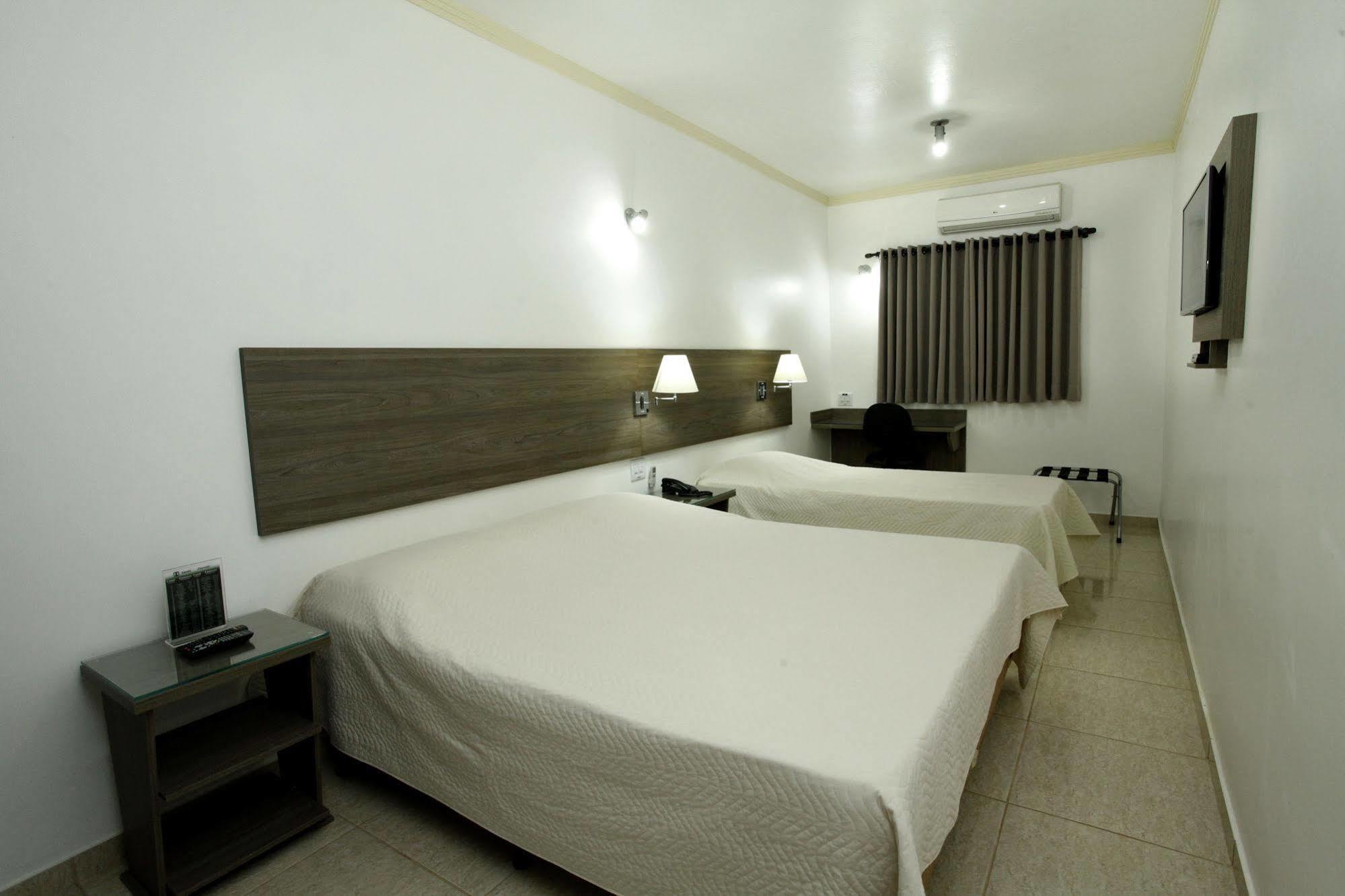 Indaia Hotel São Carlos Екстериор снимка