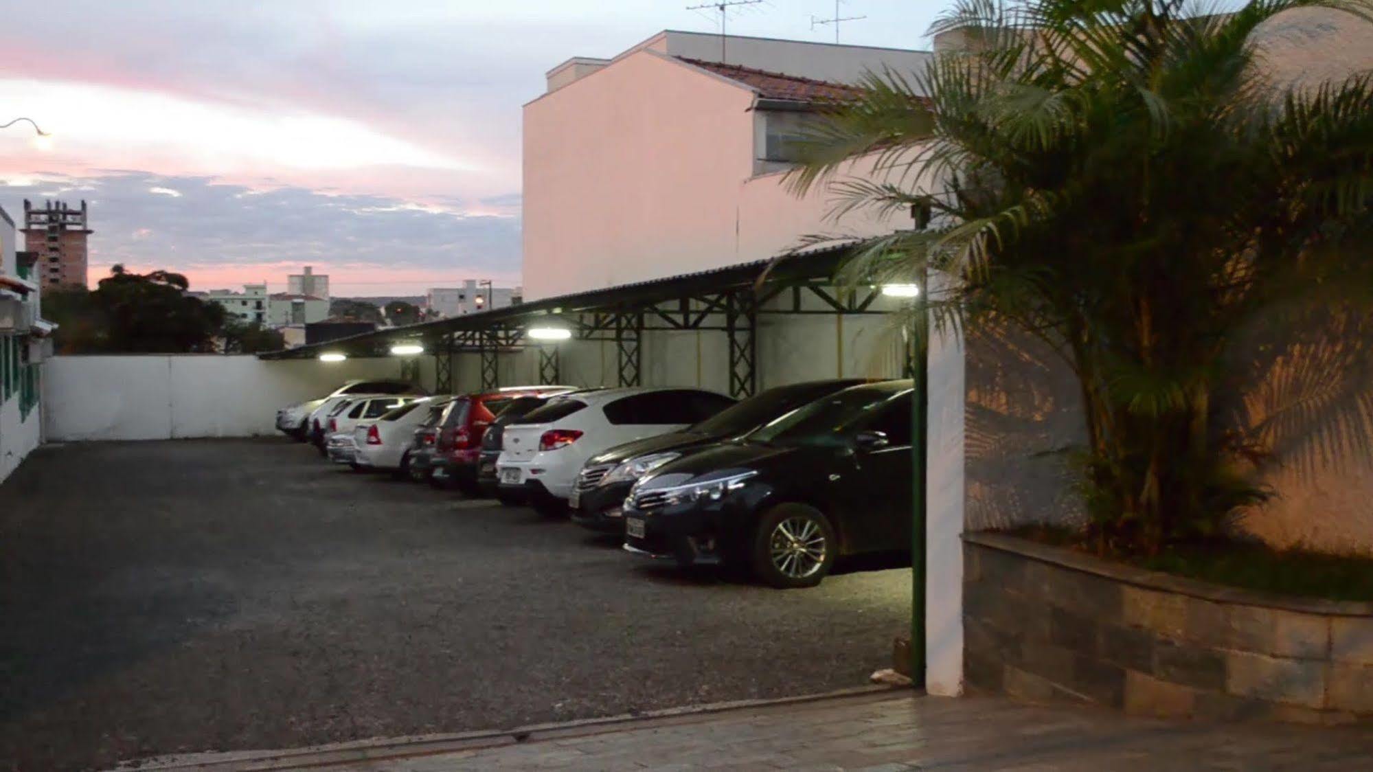 Indaia Hotel São Carlos Екстериор снимка